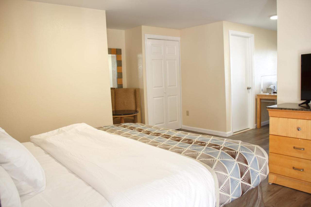 Mount Royal Inn アダムズ エクステリア 写真